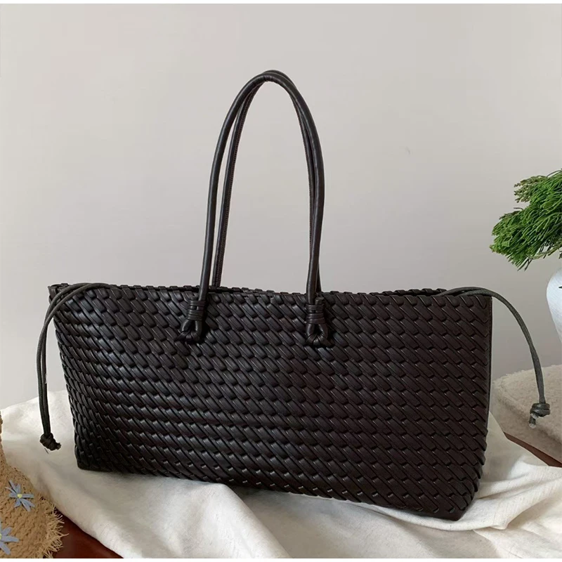 กระเป๋าโท้ทหนัง PU ดีไซน์หรูหร - Leather Work Handbag บทวิจารณ์และราคา